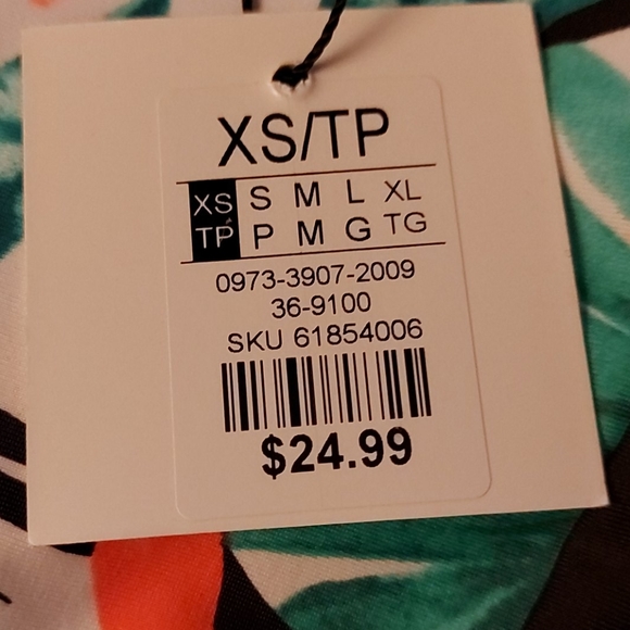 Swimsuit top - Picture 2 of 4